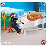 Piano Player