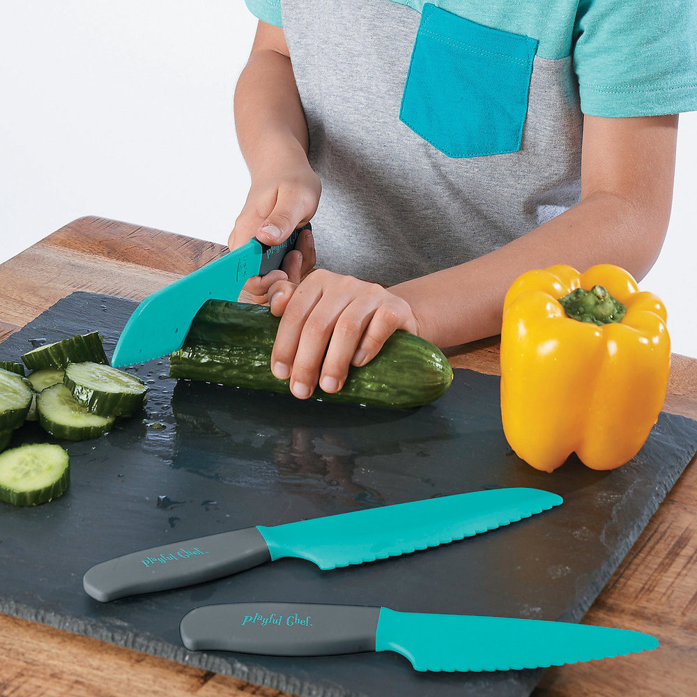 Playful Chef Knife Set on Classic Toys Toydango
